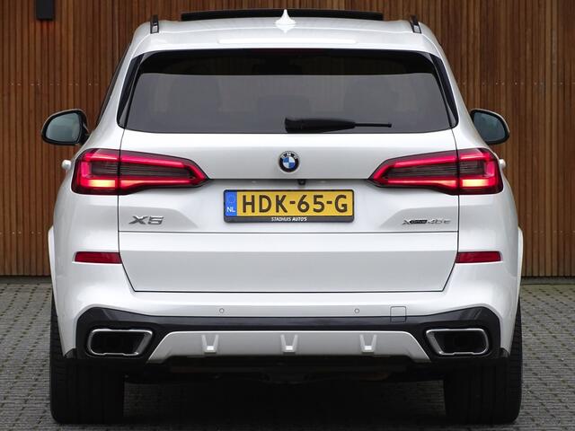 BMW X5 45e 394PK / M-Sport / Skylounge / 2020 / Harman Kardon / LED
