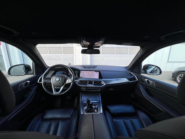 BMW X5 xDrive45e High Executive | Luchtvering | Trekhaak | Head Up | Alu velgen 20"