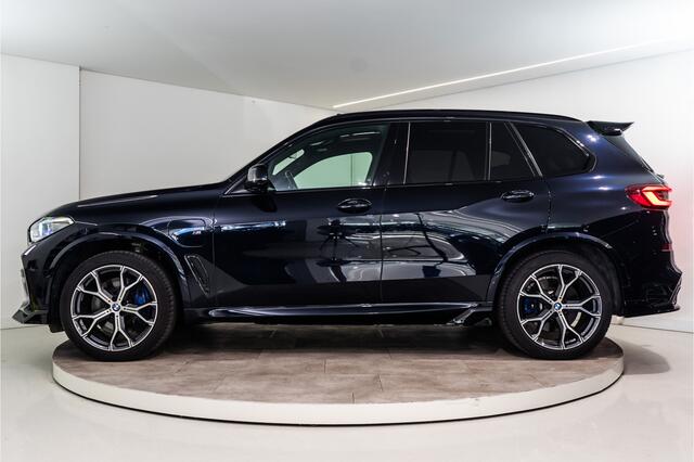 BMW X5 xDrive45e High Executive M-Sport 399PK | Widebody | Pano | Sfeer | Trekhaak | 360 | Harman/Kardon | VOL! 12 MND Garantie