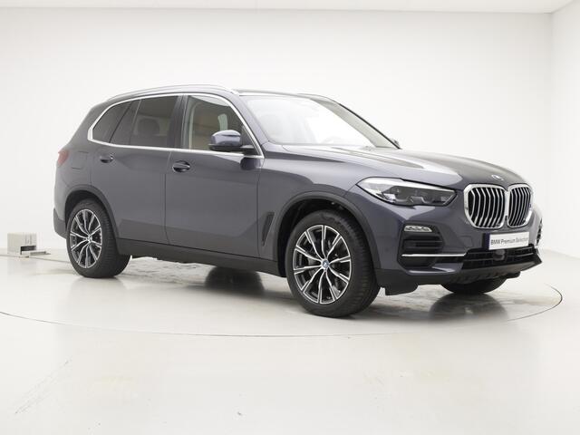 BMW X5 xDrive45e High Exec.| Comfortzetels | Stoel verw.+ koeling | Head-Up | Driving Ass. Prof. | 360 Camera | Harman Kardon | 2 jaar Garantie | Keyless | Niveau Regeling v+a