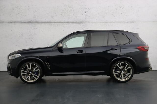 BMW X5 M50i M-Sport | Panoramadak | Full options | Soft close | Trekhaak | Massagestoelen