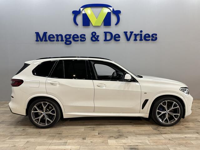 BMW X5 xDrive45e High Executive M Sport | Laser LED | Sky Lounge | Sportstoelen | Luchtvering | 360 Camera | Trekhaak | Adaptive Cruise | Harman Kardon | Apple Carplay | Isofix | NAP |