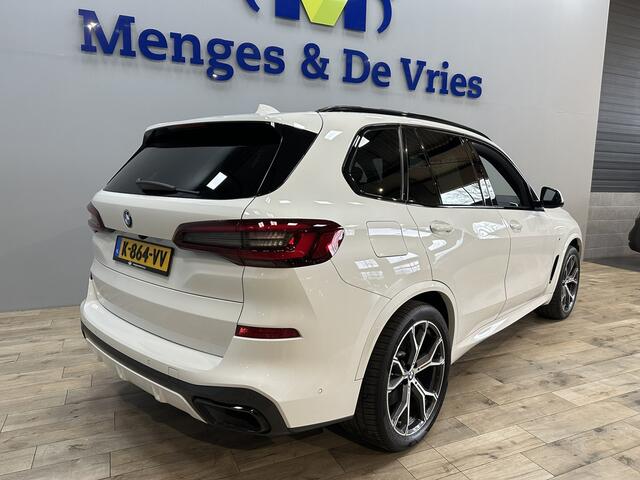 BMW X5 xDrive45e High Executive M Sport | Laser LED | Sky Lounge | Sportstoelen | Luchtvering | 360 Camera | Trekhaak | Adaptive Cruise | Harman Kardon | Apple Carplay | Isofix | NAP |