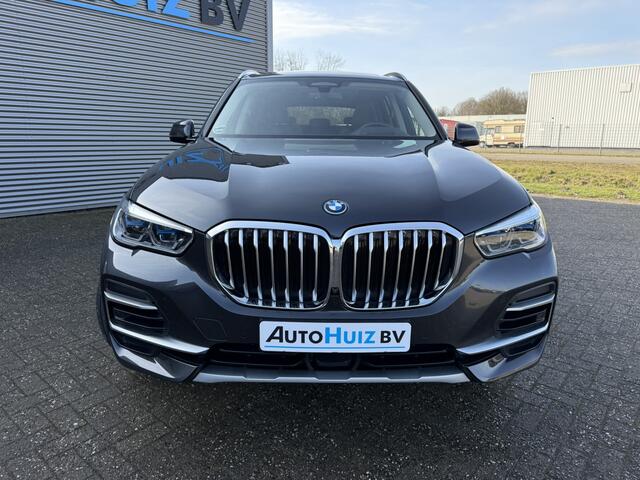 BMW X5 xDrive45e High Executive xLine Panoramadak Trekhaak 4wielbesturing Laser Licht Luchtvering Carplay Harman- Kardon Keyless Entry Head-Up Display ACC