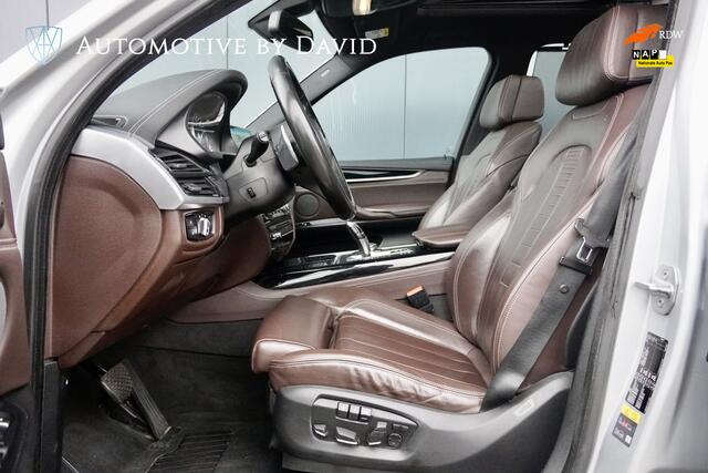 BMW X5 xDrive40e 245 pk HIGH EXECUTIVE AUTOMAAT / PANORAMADAK / ADAPTIEVE CRUISE CONTROL / HARMAN KARDON / ADAPTIEF ONDERSTEL / SOFT CLOSE / HEAD-UP DISPLAY