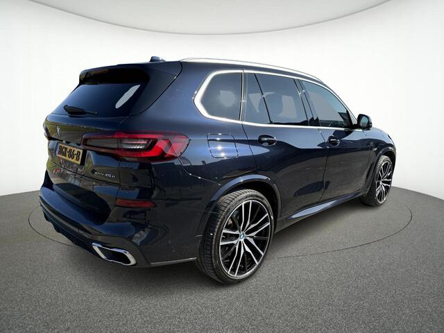 BMW X5 xDrive45e M-Sport Pano / 22 inch / HUD / 360 / Laser / Vol!