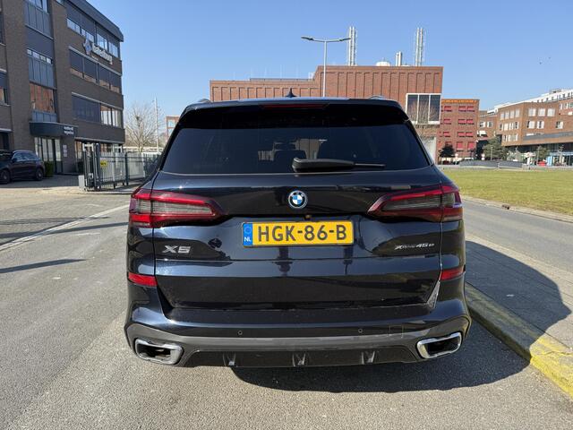 BMW X5 xDrive45e M-Sport Pano / 22 inch / HUD / 360 / Laser / Vol!