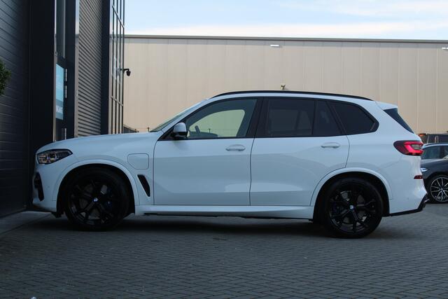 BMW X5 xDrive45e M Sport | Pano | H&K | Trekhaak | Laser | High Executive