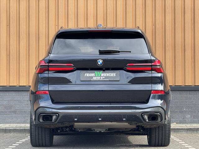 BMW X5 X-DRIVE 3.0D | M Pakket | 22'' lichtmetaal | Luchtvering | Trekhaak | 3500 Kg trekken | Panoramdak Sky Lounge | Bowers & Wilkins | BMW Individual Leder | X Offroad Pack | Alcantara Hemel |