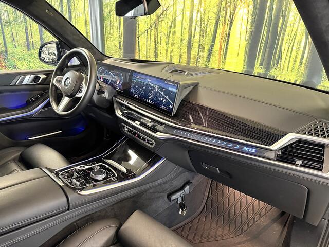 BMW X5 X-DRIVE 3.0D | M Pakket | 22'' lichtmetaal | Luchtvering | Trekhaak | 3500 Kg trekken | Panoramdak Sky Lounge | Bowers & Wilkins | BMW Individual Leder | X Offroad Pack | Alcantara Hemel |