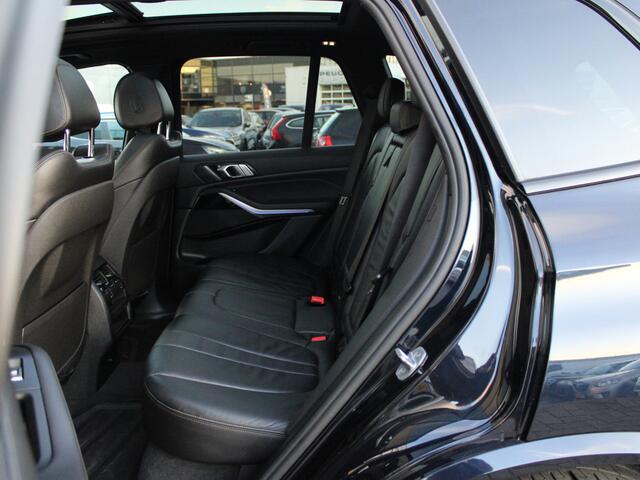 BMW X5 xDrive40i High Executive TREKHAAK | HEAD - UP | STUURWIEL VERW | PANO | DEALER ONDERH |