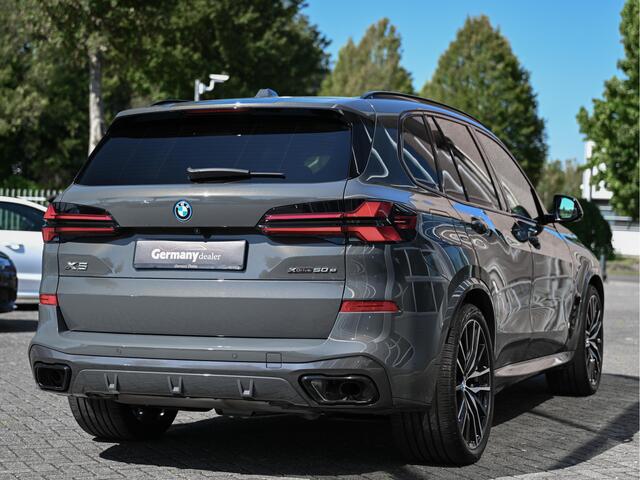 BMW X5 xDrive50e 489pk M-Sportpakket Black optic Ind-Dravit! Lucht Pano Zetels Tr-Haak HUD 22-Inch VOL!