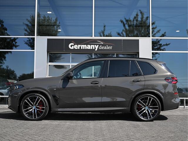 BMW X5 xDrive50e 489pk M-Sportpakket Black optic Ind-Dravit! Lucht Pano Zetels Tr-Haak HUD 22-Inch VOL!
