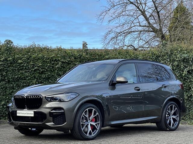 BMW X5 xDrive45e M-Sport | 21" | Panorama | Soft-Close | CoPilot | Laser | Head-Up | Park ass. + | Shadow Line + | 4x Stoelverw. | Comfort Acces