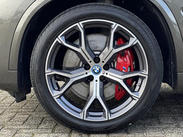 BMW X5 xDrive45e M-Sport | 21" | Panorama | Soft-Close | CoPilot | Laser | Head-Up | Park ass. + | Shadow Line + | 4x Stoelverw. | Comfort Acces