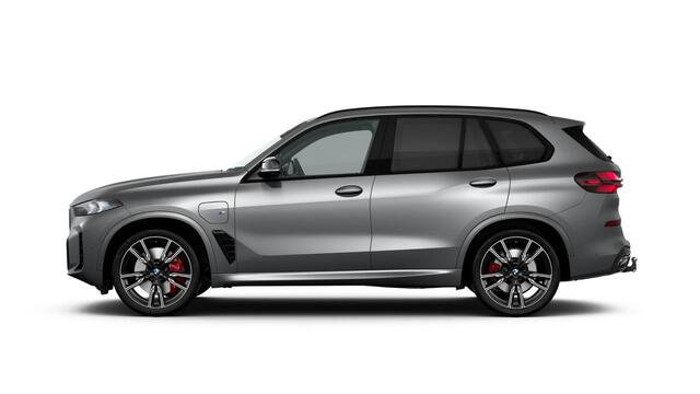 BMW X5 xDrive50e M Sport Pro, M Stoelen, B&W, 4-wielbest, pano, carbon, massage, volleder Merino, memory, luchtv., 22", HUD, tr.haak, privacy, NP146k