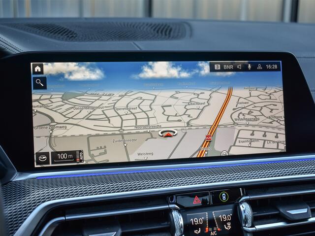 BMW X5 xDrive30d High Executive 7p. | NL AUTO | PANORAMADAK | LUCHTVERING | AMBIANCE VERLICHTING | 360 CAMERA | MASSAGE STOELEN | SOFT CLOSE | WARMTE COMFORT PAKKET | ELEKTR. TREKHAAK