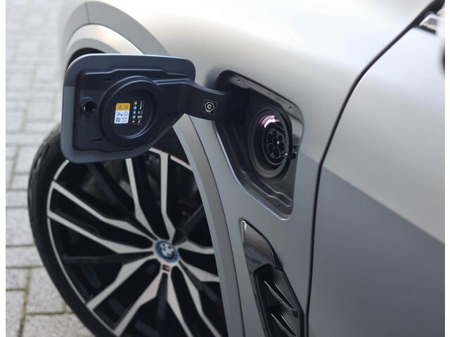 BMW X5 50e xDrive *M Sport Pro*Trekhaak*Pano*
