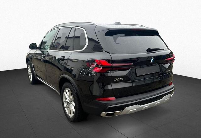 BMW X5 xDrive30d ACC Panoramadak Trekhaak Head-Up Comfortstoelen Harman Kardon