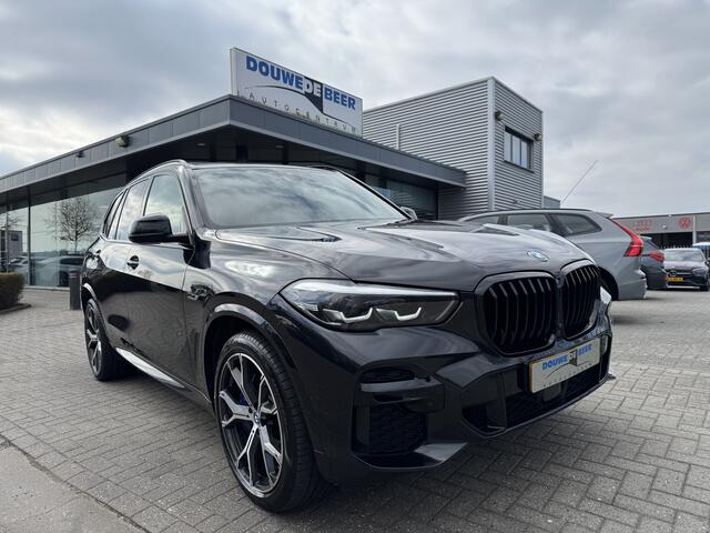 BMW X5 xDrive45e High Executive Pano-Dak | Trekhaak | Keyless | Adapt. Cruise | Stoel en Stuur verwarming