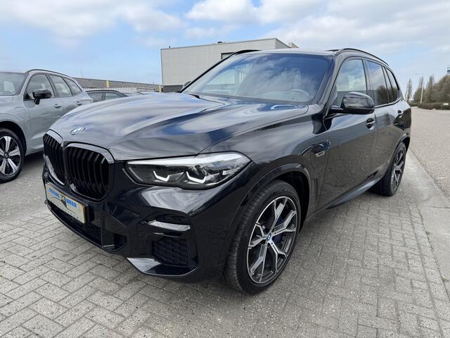 BMW X5 xDrive45e High Executive Pano-Dak | Trekhaak | Keyless | Adapt. Cruise | Stoel en Stuur verwarming
