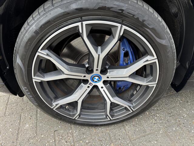 BMW X5 xDrive45e High Executive Pano-Dak | Trekhaak | Keyless | Adapt. Cruise | Stoel en Stuur verwarming