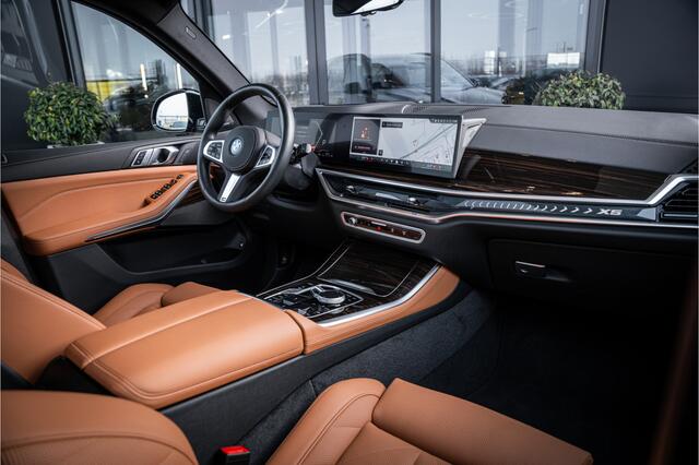 BMW X5 xDrive50e - M Sport | Panorama | 360 Camera | HUD | H&K