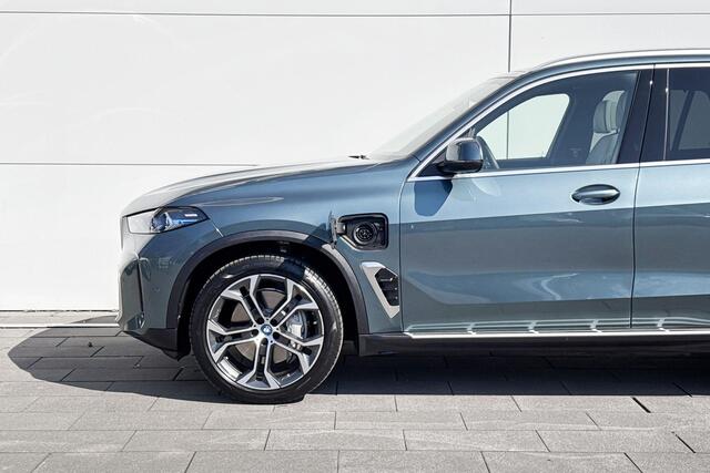 BMW X5 xDrive50e Launch Edition