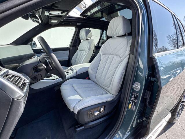 BMW X5 xDrive50e Launch Edition