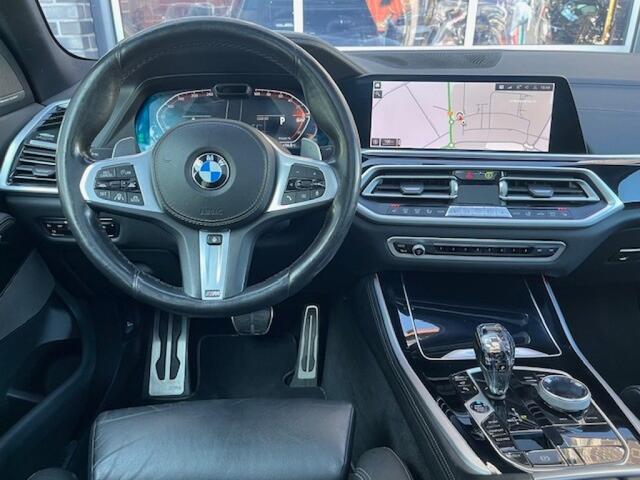 BMW X5 XDRIVE40D M-SPORT - PANO - LASER - TREKH. - 22 INCH