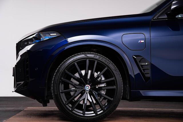 BMW X5 xDrive50e Launch Edition M Sport - Trekhaak - Panoramadak - Parking/Driving Assistant Professional - Active Protection - Harman Kardon - Comfort Access - Comfortstoelen - Stoelventilatie/massage - Warmte Comfort Pack -