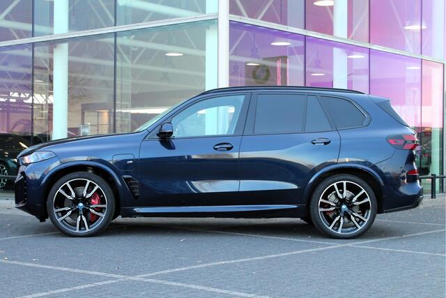 BMW X5 xDrive50e High Executive M Sport Automaat / Panoramadak / Trekhaak / Adaptieve LED / Comfort Access / Parking Assistant Professional / Gesture Control