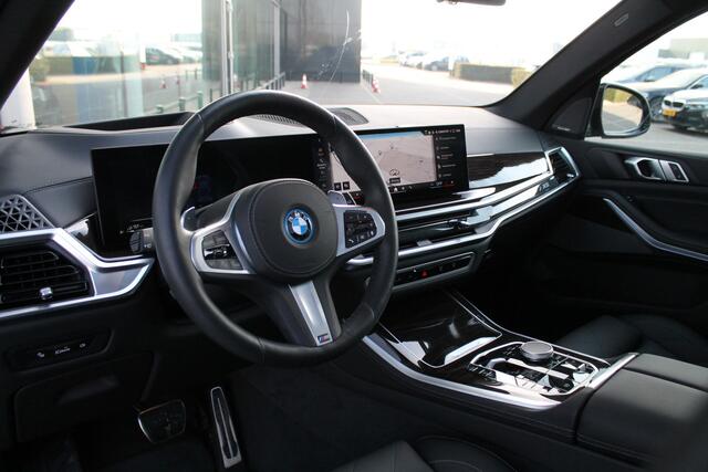 BMW X5 xDrive50e High Executive M Sport Automaat / Panoramadak / Trekhaak / Adaptieve LED / Comfort Access / Parking Assistant Professional / Gesture Control