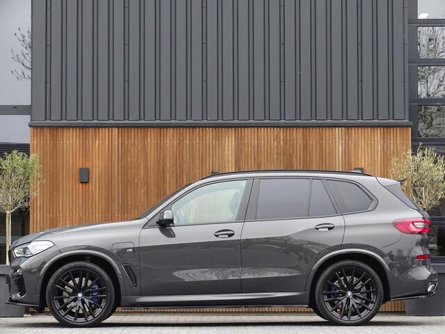 BMW X5 45e 394PK / M-Individual / Laser / ACC / carbon
