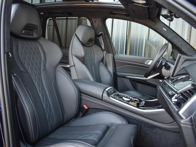 BMW X5 xDrive50e M-SPORT PRO | PANORAMADAK | M-STOELEN | ELEKTR. TREKHAAK | 360 CAMERA | HEAD UP | ALCANTARE HEMEL BEKL. | HARMAN KARDON | STOELVERWARMING V+A | AMBIANCE SFEERVERLICHTING | IONIC GLOW GRILLE