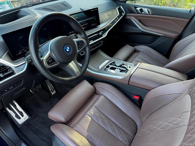 BMW X5 xDrive50e M Sportpakket Pro | Innovation Pack | Comfort Plus Pack | Trekhaak met elektrisch wegklapbare kogel | Glazen panoramadak | HIFI System Harman Kardon