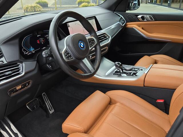 BMW X5 XDRIVE45E M SPORT I LASER I PANORAMA I 22 INCH I DRIVING PROFF.