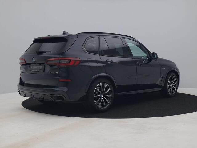 BMW X5 xDrive45e High Executive M-Sport | PANO | 360° | ADAPTIVE | HUD | LUCHTVERING | STOELVERW.