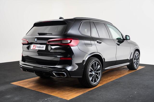 BMW X5 xDrive30d High Executive M Sport - Trekhaak - Panoramadak - Elektrisch verwarmde/verstelbare voorstoelen - Comfort Access - Head Up - Parking Assistant Plus - Active Cruise Control - Harman Kardon -