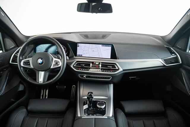 BMW X5 xDrive30d High Executive M Sport - Trekhaak - Panoramadak - Elektrisch verwarmde/verstelbare voorstoelen - Comfort Access - Head Up - Parking Assistant Plus - Active Cruise Control - Harman Kardon -