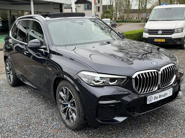 BMW X5 xDrive45e M-Sport (Pano,Trekhaak,Leer,Luchtvering)