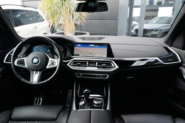 BMW X5 M50i High Executive 531pk Panoramadak/Stoelverwarming/360Camera