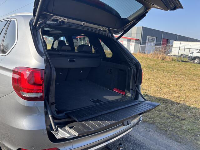BMW X5 BWJ 2018 xDrive35i 306 PK High Executive AUTOMAAT/ TREKHAAK / NAVI / CLIMA / CRUISE / STOELVERW. / ELEKTRA PAKKET / PANORAMADAK / KEY LESS / LEDER / LMV / PDC