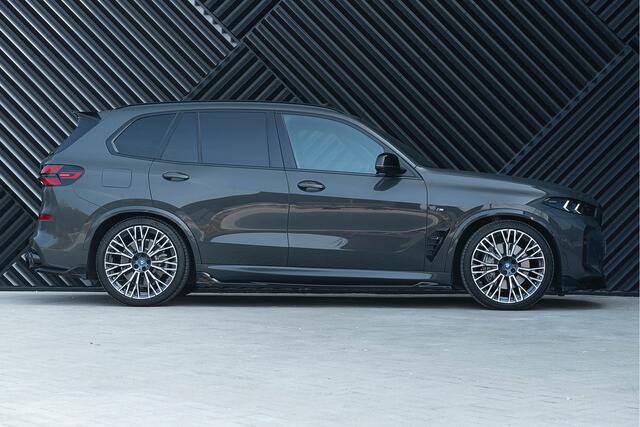 BMW X5 xDrive50e LCI M-Sport Pro Fabrieksgarantie Dravit Comfort stoelen ACC Panodak Head Up 360 Skylounge Keyless Harman Kardon Softcl. Stoelvent.
