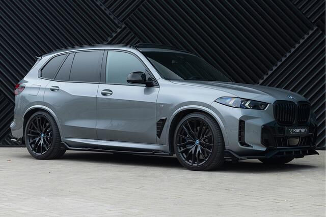BMW X5 xDrive50e LCI M-Sport Pro Fabrieksgarantie M Stoelen Pano Softcl. Stoelvent. Acc Head up H/K Carbon 360 Keyless Trekhaak