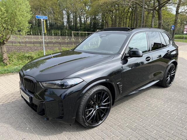 BMW X5 xDrive50e High EXE M sport High EXE M-Sport B&W
