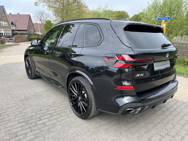 BMW X5 xDrive50e High EXE M sport High EXE M-Sport B&W