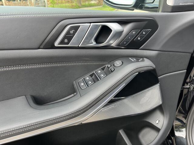 BMW X5 xDrive50e High EXE M sport High EXE M-Sport B&W