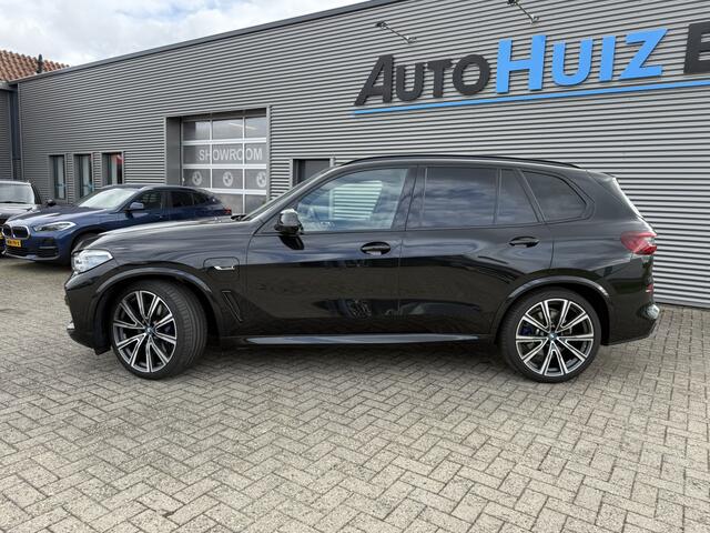 BMW X5 xDrive45e High Executive M Sport Trekhaak Panoramadak Laser Licht Carplay 22 Inch Comfortzetels ACC 4 Wiel besturing Harman-Kardon Sound Innovatie-pakket Keyless Entry