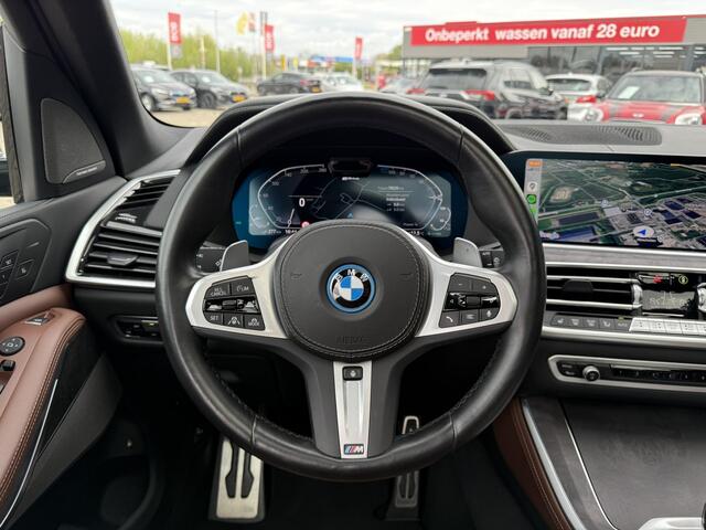 BMW X5 xDrive45e High Executive M Sport Trekhaak Panoramadak Laser Licht Carplay 22 Inch Comfortzetels ACC 4 Wiel besturing Harman-Kardon Sound Innovatie-pakket Keyless Entry